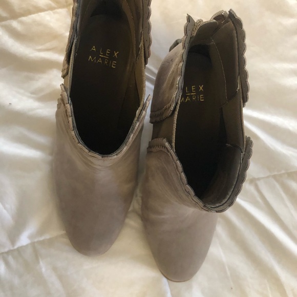 Adorable Suede Alex Marie Booties - Picture 3 of 4